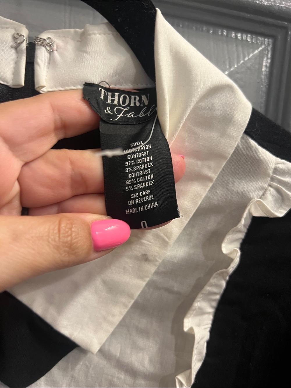 Black and White Contrast Midi Dress with Lace Trim - Picture 4 of 8
